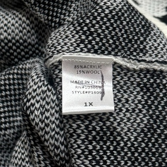 NEW Andree by Unit Leopard Print Woolblend Comfy Oversized Sweater Size 1X - Picture 7 of 9